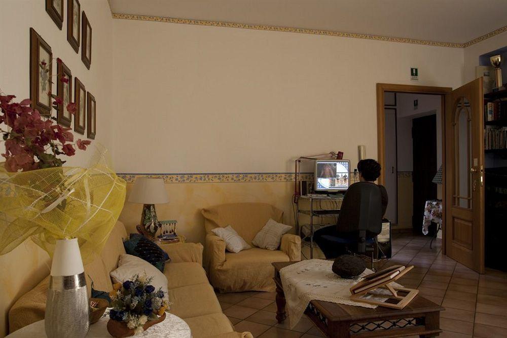 B&B Giuseppe Verdi Catania Bagian luar foto